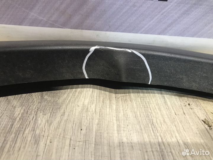 Накладка Молдинг Расширитель крыла Renault sandero