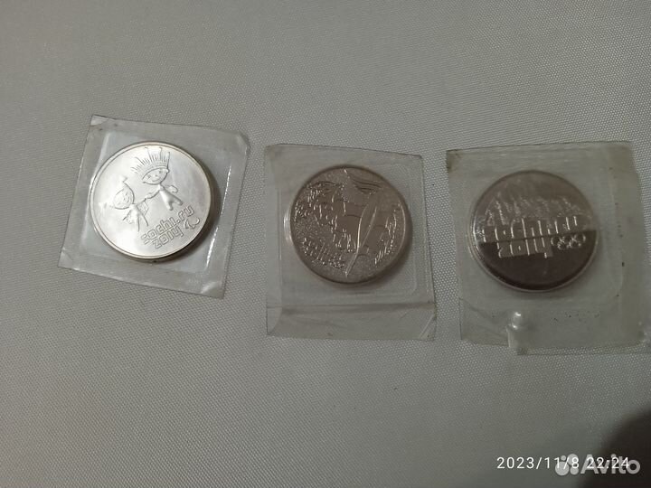 Продам монеты, всё вопросы в личное