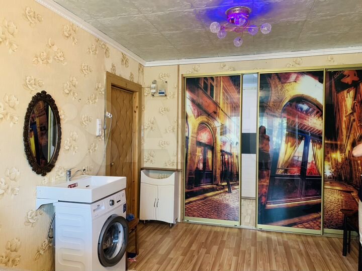 Комната 29,2 м² в 7-к., 1/4 эт.