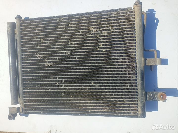Радиатор кондиционера Hyundai Accent АКПП