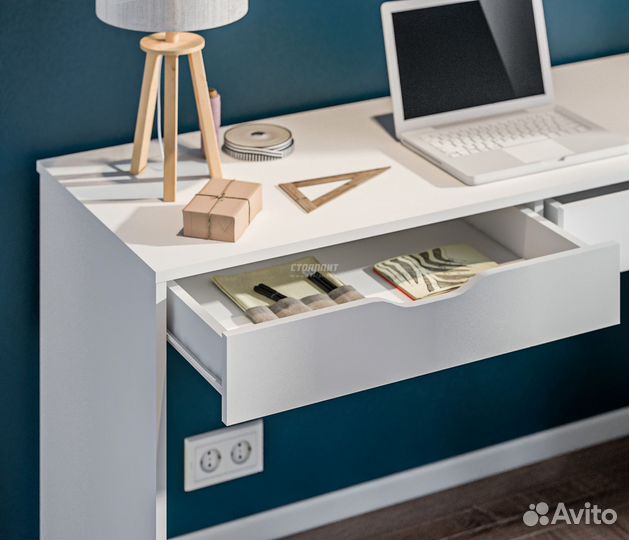 Письменный стол