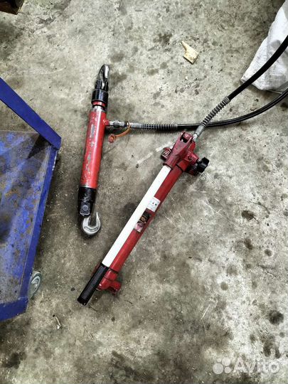 Ремонт гидравлических домкратов и насосов