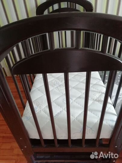 Кроватка детская