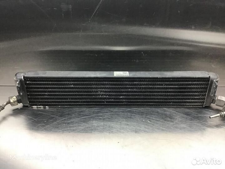 Маслоохладитель Liebherr