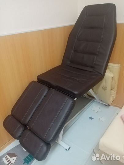 Педикюрное кресло - кушетка