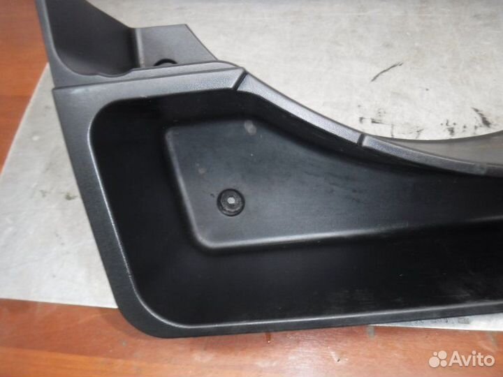 Ящик для инструментов задний левый Ssang Yong