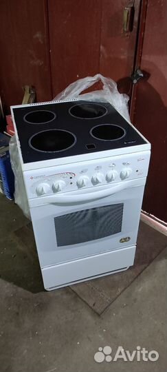 Электрическая плита с духовкой gefest