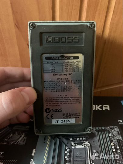 Гитарная педаль Boss Metal Zone MT-2