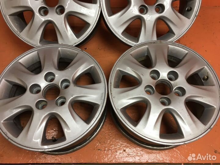 4 шт. Диски toyota 15 5х114,3 DIA 60,1