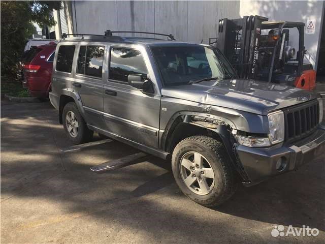 Разбор на запчасти Jeep Commander 2006-2010
