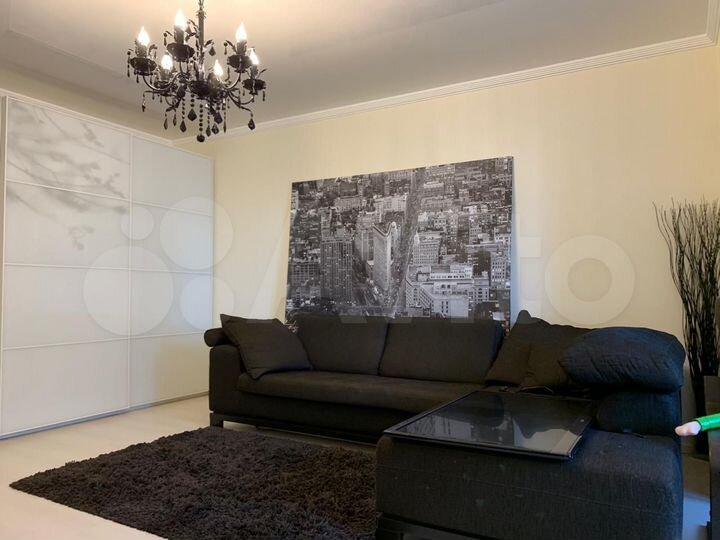 2-к. квартира, 75,7 м², 8/9 эт.