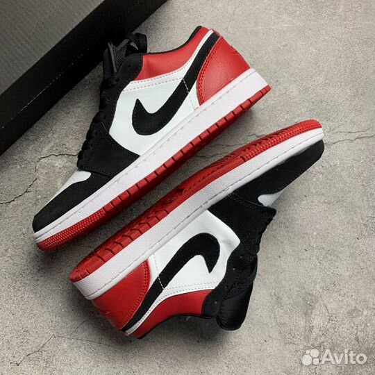 Кроссовки Air Jordan 1 Low Black Toe (36-45)