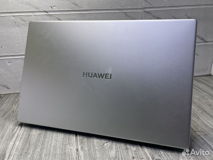 Ноутбук Huawei Ryzen 7-5700U/8/512ssd