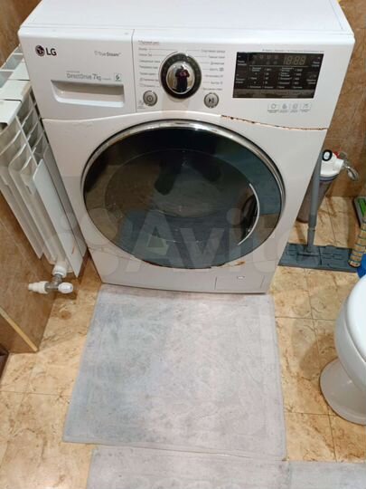 2-к. квартира, 42 м², 1/9 эт.