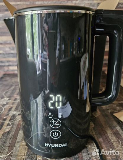 Чайник электрический Hyundai дисплей новый