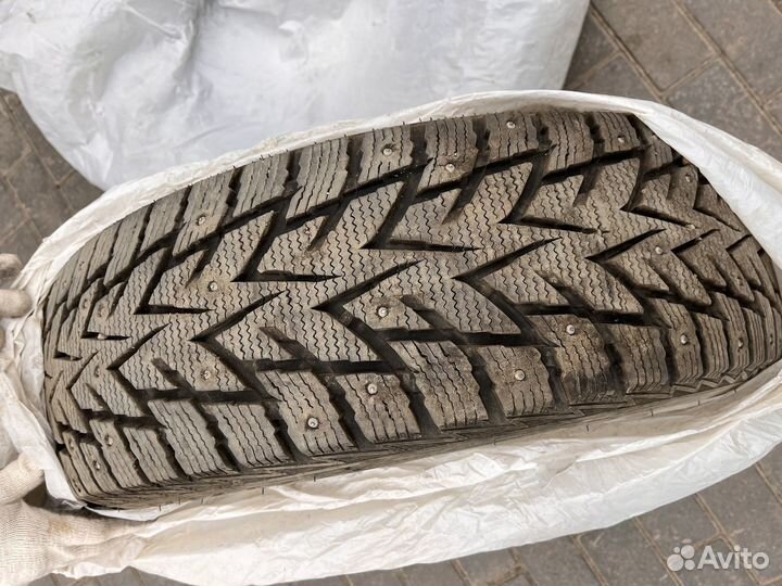 Nexen Winguard 235/70 R16