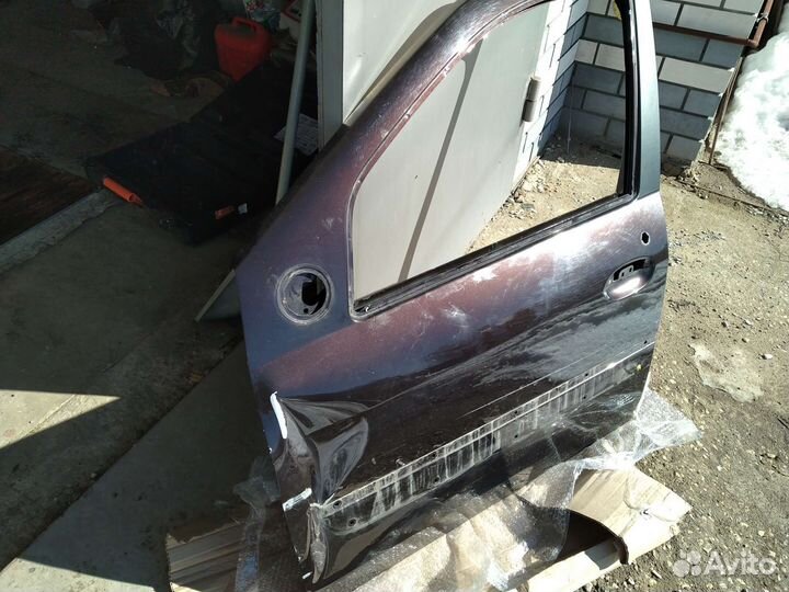 Дверь передняя левая largus cross