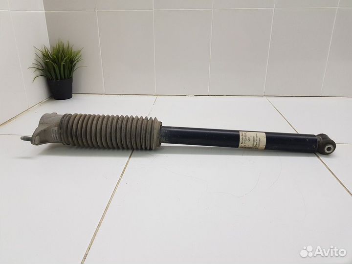 Амортизатор задний (Mercedes-Benz A-class W177)