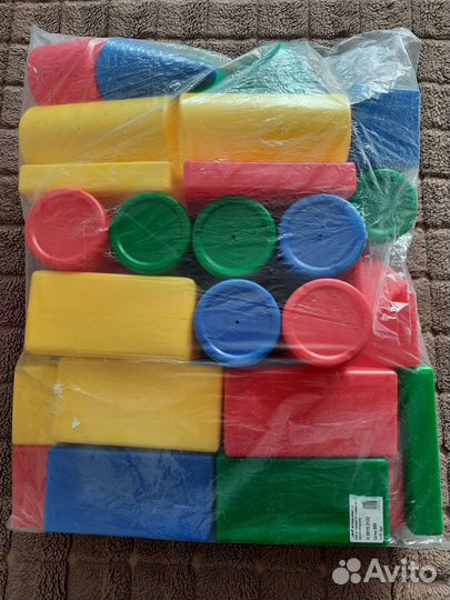 Кубики пластиковые