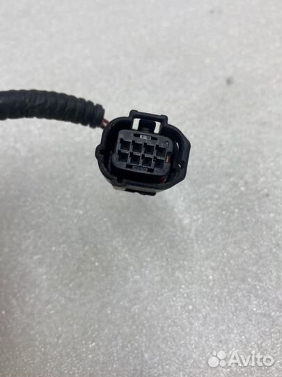 Штекер дистроника передний Toyota Camry V70/V75