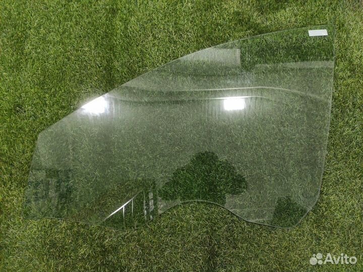 Стекло дверное переднее левое Chevrolet Cruze