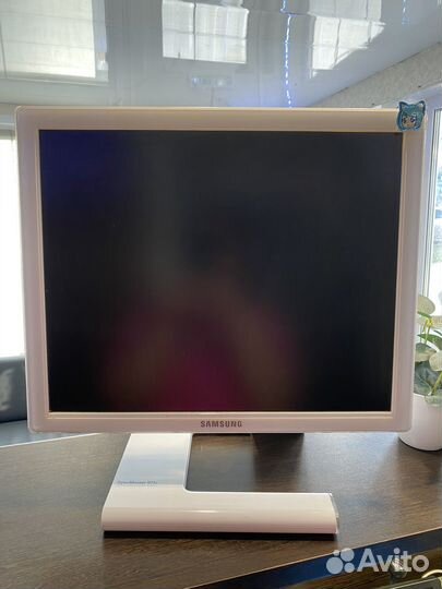 Монитор Samsung Syncmaster 971P