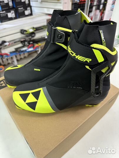 Лыжные ботинки Fischer Speedmax Skate Jr 22/23