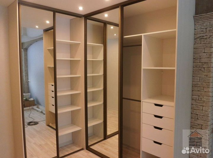 Стенка в гостиную