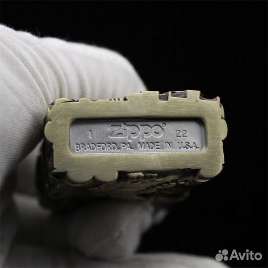 Зажигалка бензиновая zippo