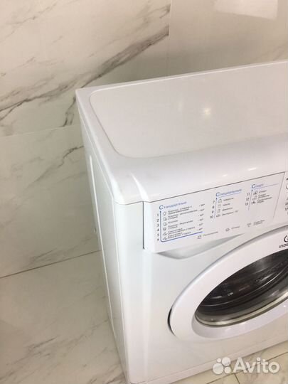 Стиральная машина бу Indesit iwuc4105
