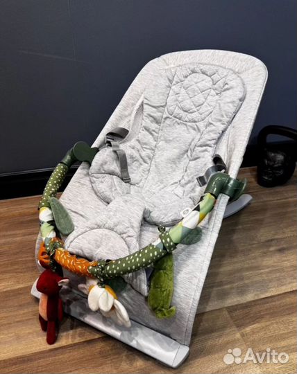 Шезлонг happy baby от 0