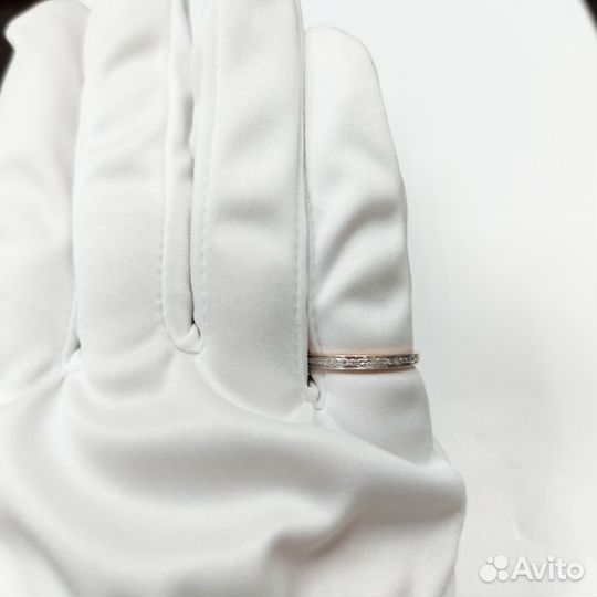 Золотое кольцо с камнем 17,5р