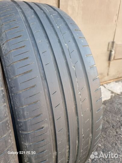 Yokohama BluEarth AE50 SUV 235/55 R18 100V