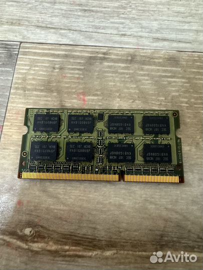 Оперативная память Samsung 2Gb M471B5673FHO