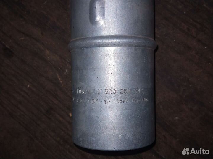 Насос топливный Audi 100/200/80/A6 (6,5bar)