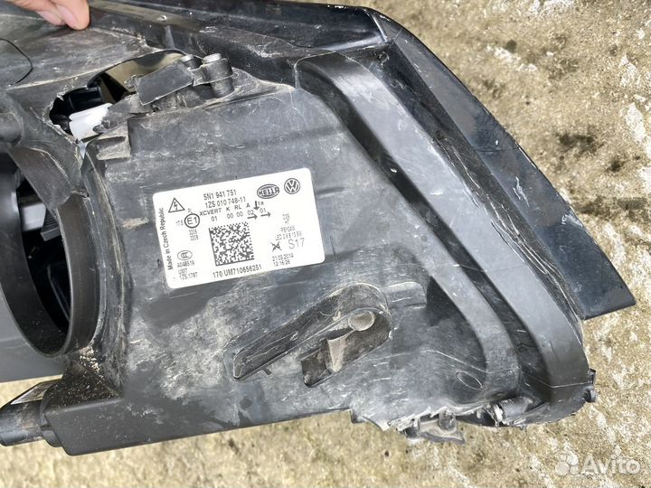 Фары Tiguan Адаптив ксенон