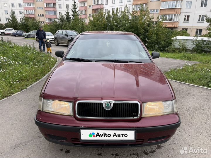 Skoda Octavia 1.6 МТ, 1998, 300 000 км