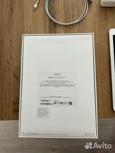 iPad 6 2018 128gb gold