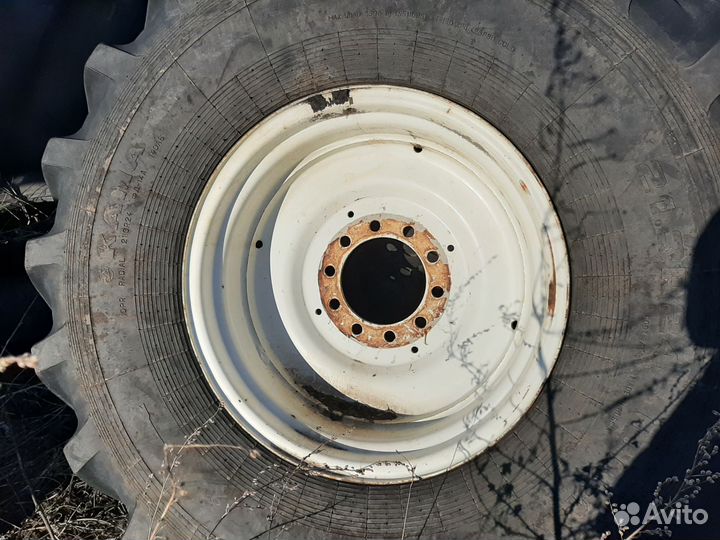 Запчасти на комбайн нью холланд сх840