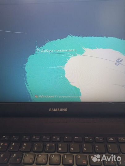 Ноутбук Samsung 4gb / диагональ экрана 14 рабочий