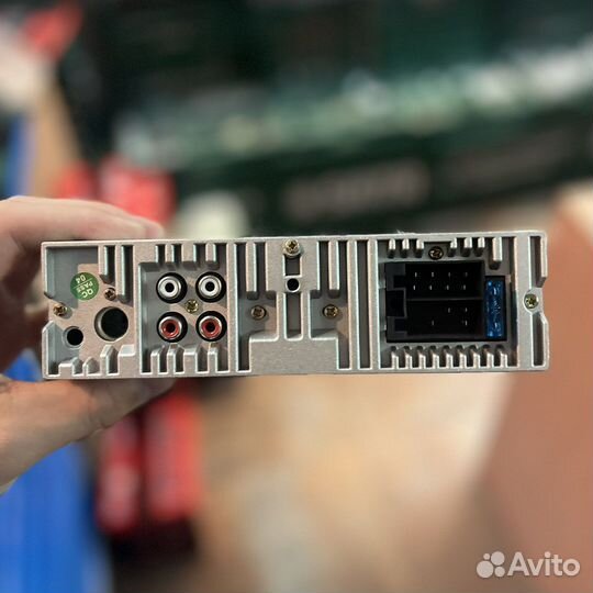 Автомагнитола Pioneer MVH-T911B со съемной панелью