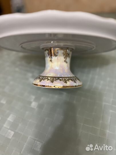 Тортница на ножке Роза перламутр