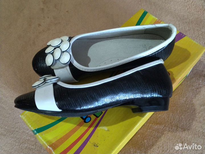 Туфли для девочки размер 30