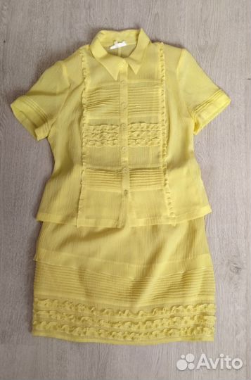 Женский костюм