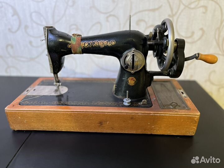 Швейная машина подольск ручная