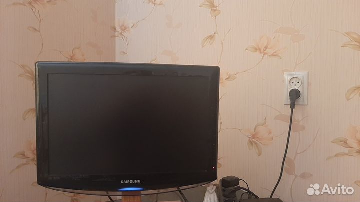 Телевизор samsung