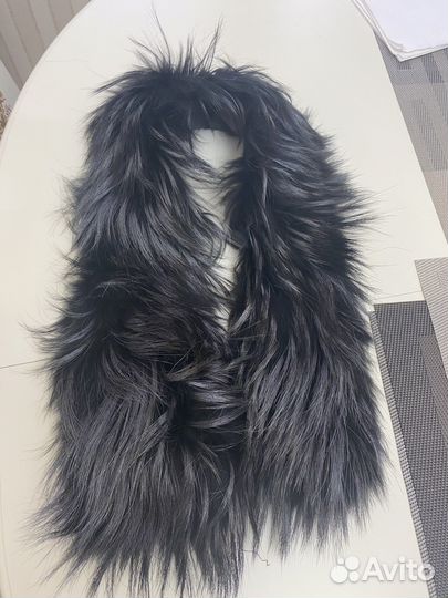 Меховой воротник енот