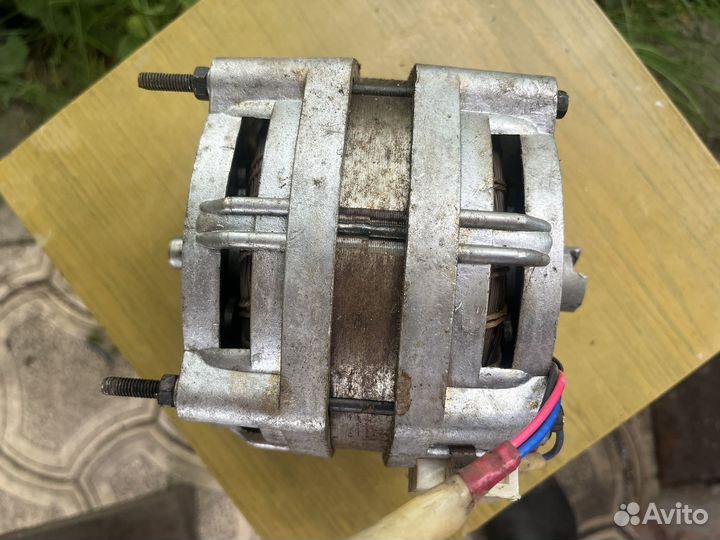 Двигатель стиральной машины