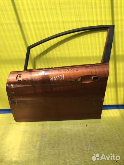 Ford Fiesta Дверь передняя левая