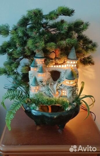 Декоративный фонтан с подсветкой